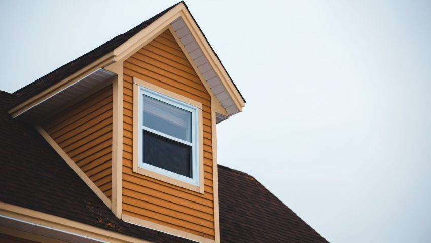 The Science Behind Vinyl Siding's Resilience and Longevity